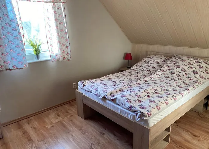 بيت للعطل Wczasy U Reni كوبالينو